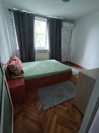 Apartament cu 2 camere decomandat în Barieră