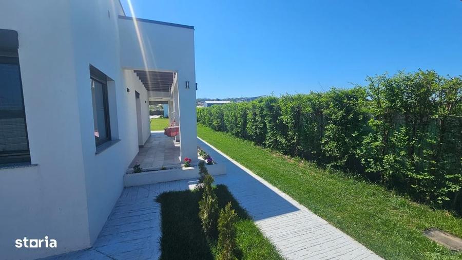 Casă cu 4 camere în Sfântu Ilie
