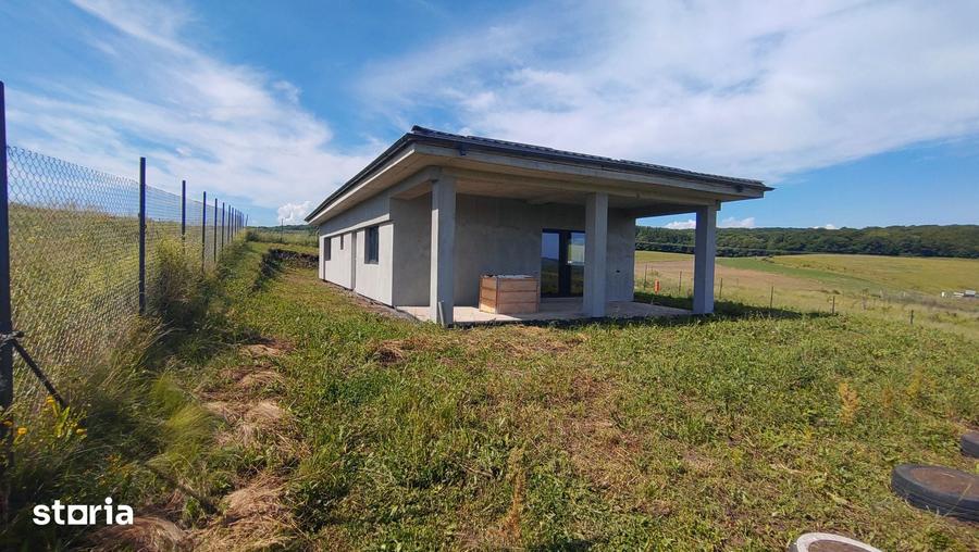 Casă cu 3 camere cu Teren 700 Mp în Baciu