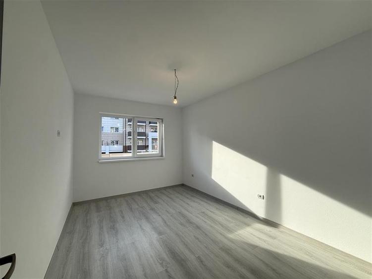 Apartament cu 2 camere decomandat în Sânpetru