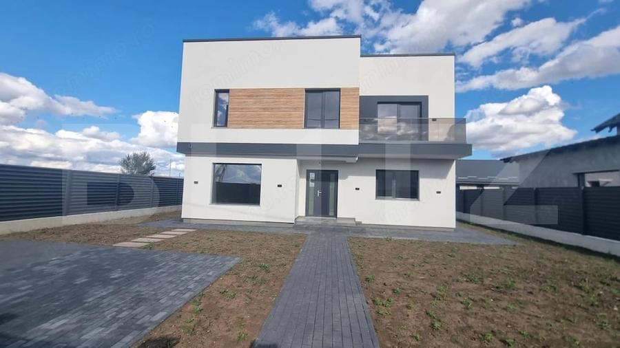 Casă cu Teren 510 Mp în Filiași