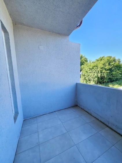Casă cu 3 camere cu Teren 154 Mp în Central