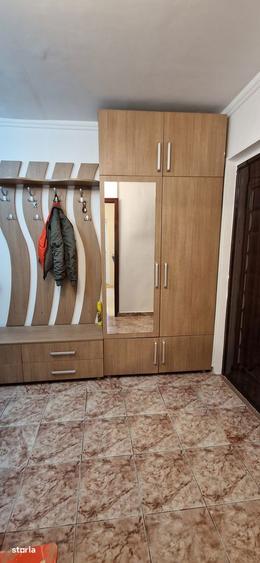 Apartament cu 3 camere decomandat în Tomis Nord