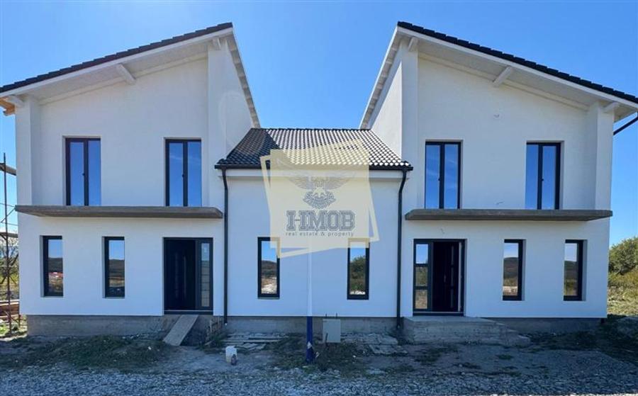 Duplex cu 4 camere cu Teren 267 Mp în Șelimbăr