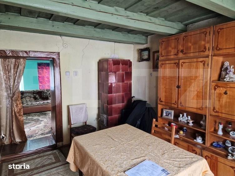 Casă cu 2 camere cu Teren 2300 Mp în Aluniș