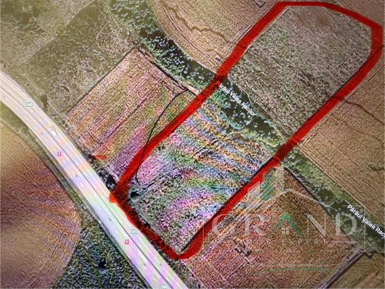 Teren agricol extravilan de 20960 mp, în Vâlcele