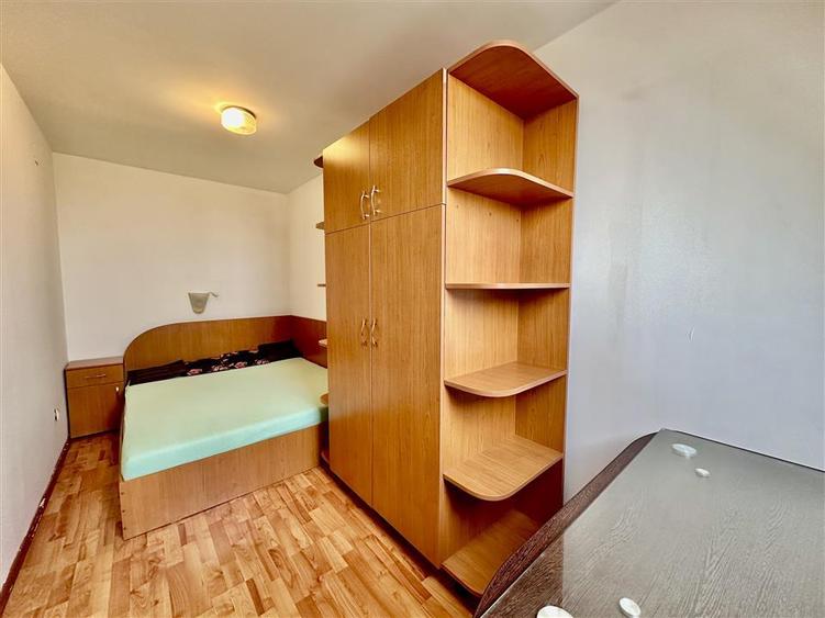 Apartament cu 2 camere semidecomandat în UTA