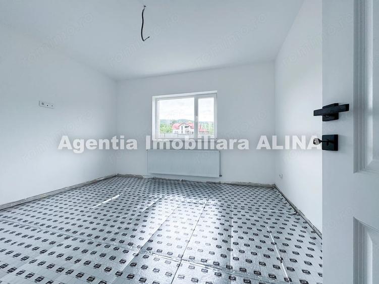 Casă cu Teren 600 Mp în Vulcan