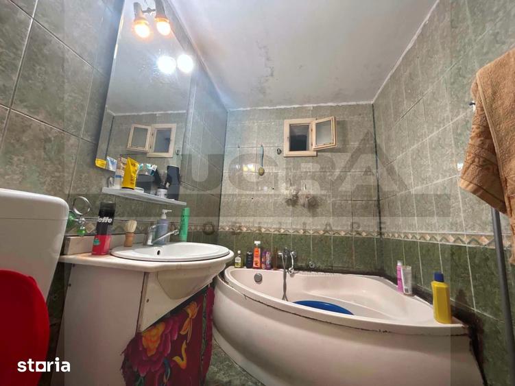 Apartament cu 4 camere decomandat în Central