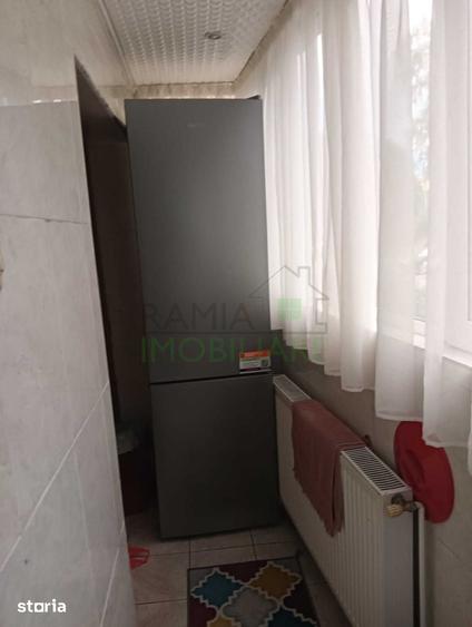 Apartament cu 2 camere decomandat în Noua