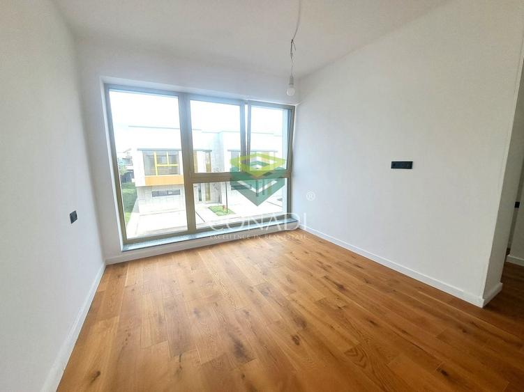 Duplex cu 4 camere cu Canalizare în Pipera
