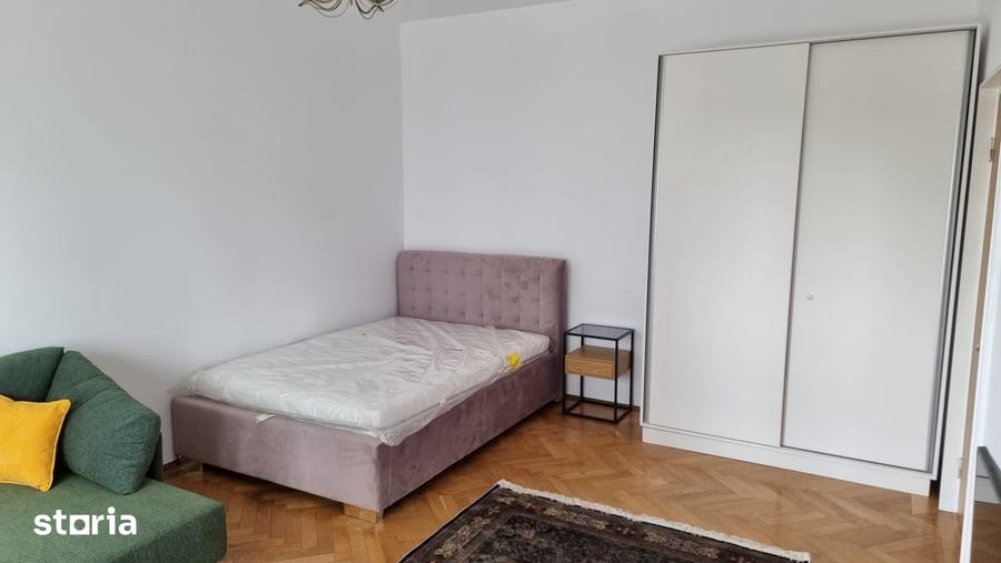 Batistei studio luminos, mare, proaspat renovat totul nou. Priveliste - 10