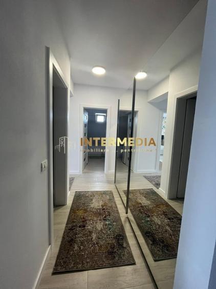 Apartament cu 3 camere decomandat, mobilat în Central