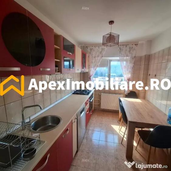 Apartament cu 3 camere decomandat în Baba Novac