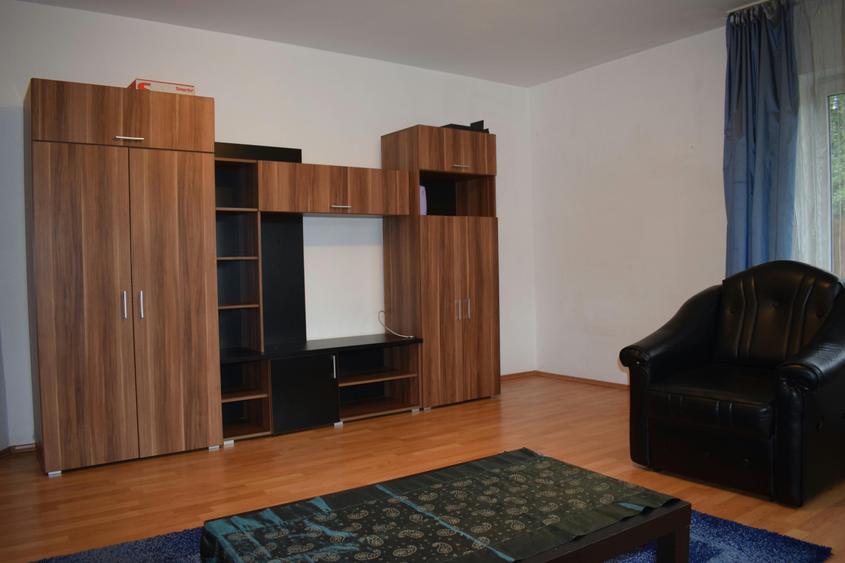 Apartament cu 2 camere decomandat în Florești