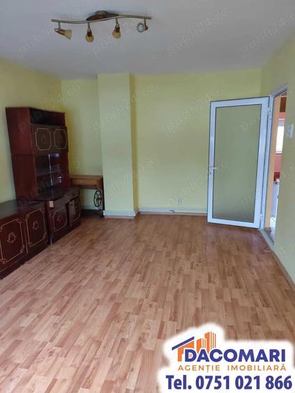 Apartament cu 4 camere decomandat în Dunărea