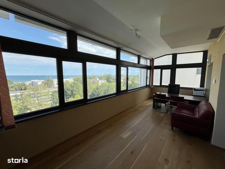 Apartament cu 4 camere în Central