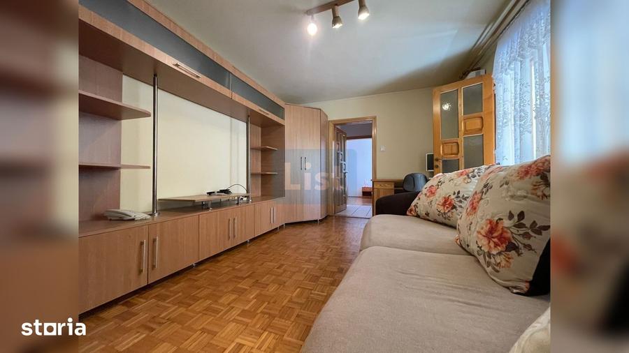 Apartament cu 3 camere semidecomandat în Micro III