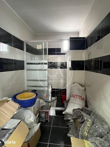 Casă cu 5 camere decomandat cu Teren 1000 Mp în Sântandrei