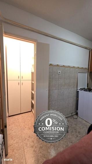 Apartament cu 2 camere semidecomandat, mobilat în Central