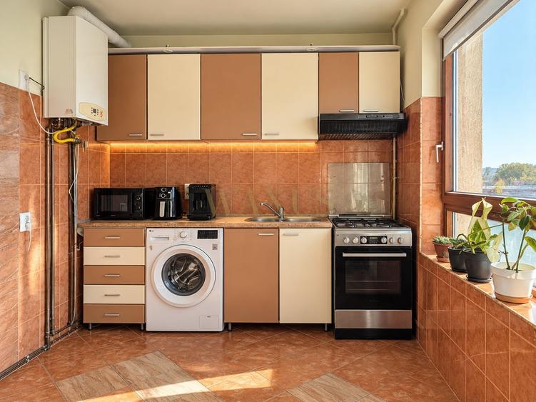 Apartament cu 2 camere decomandat, mobilat în Mărăști