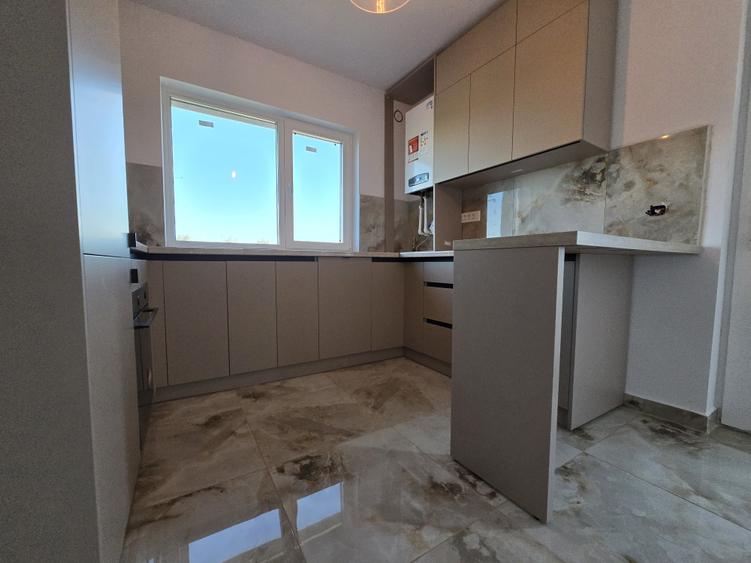 Casă cu 3 camere cu Teren 400 Mp în Ciurbești