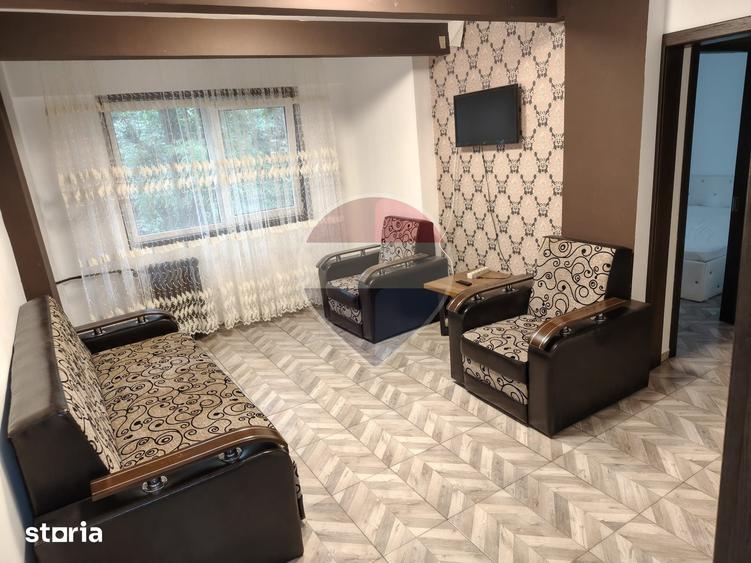 Apartament cu 2 camere decomandat în Tei