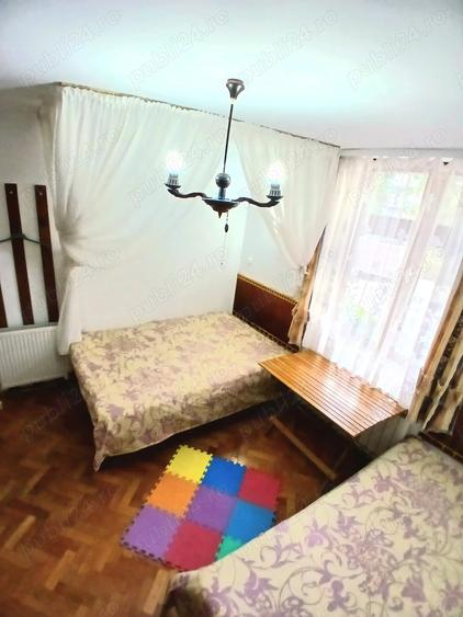 Apartament cu 5 camere decomandat în Central