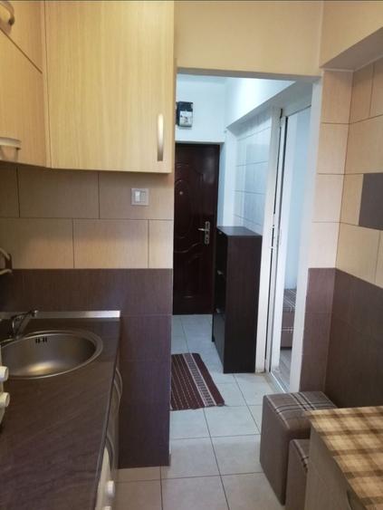 Garsonieră decomandată în Exterior Vest
