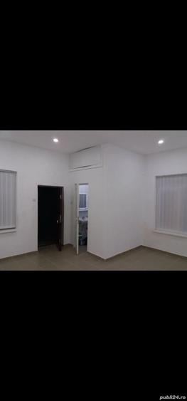 Spațiu comercial, de 25 mp, în Central