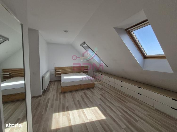 Apartament cu 3 camere semidecomandat în Luna