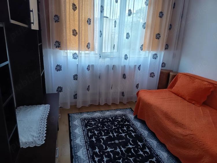 Apartament cu 2 camere decomandat în Micro 19