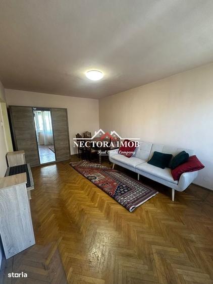 Apartament cu 3 camere decomandat în Ultracentral