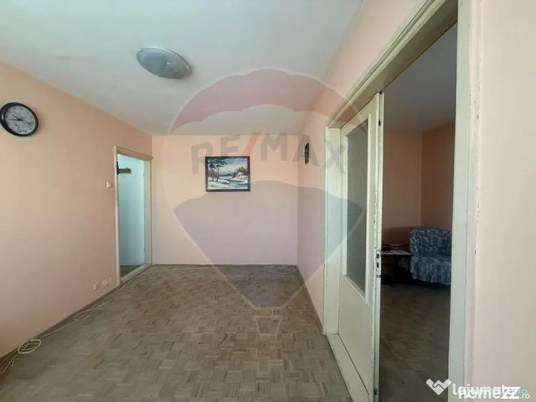 Apartament cu 2 camere semidecomandat în Valea Rosie