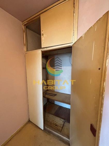 Apartament cu 4 camere decomandat în Berceni