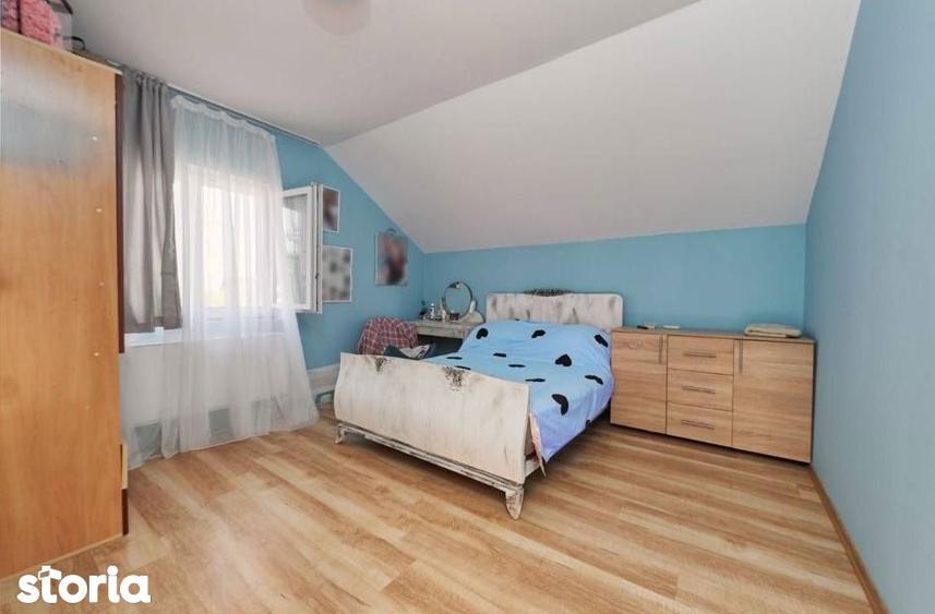 Casă cu 4 camere cu Teren 500 Mp în Popricani
