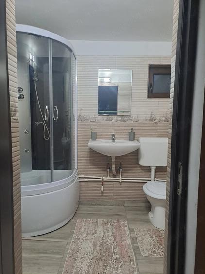 Casă cu Teren 1363 Mp în Central