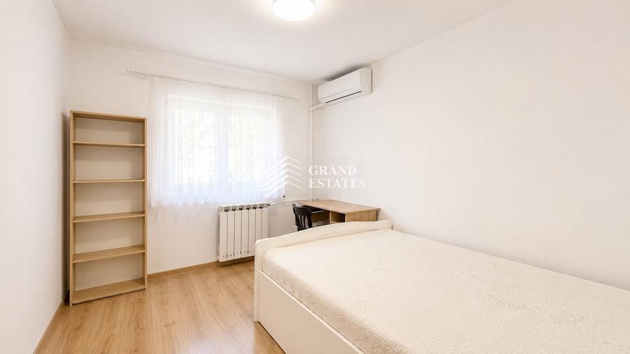 Apartament cu 3 camere decomandat, mobilat în Aviației