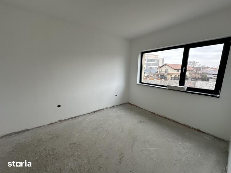 Casă cu 5 camere cu Teren 200 Mp în Brestei