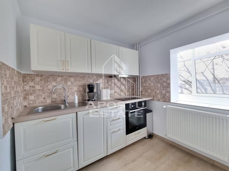 Apartament cu 3 camere decomandat în Lunei