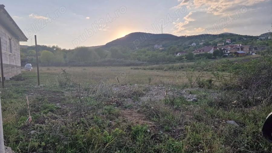 Teren de 618 mp, în Vulcan