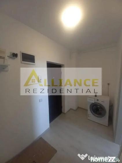Apartament cu 3 camere decomandat în Metalurgiei