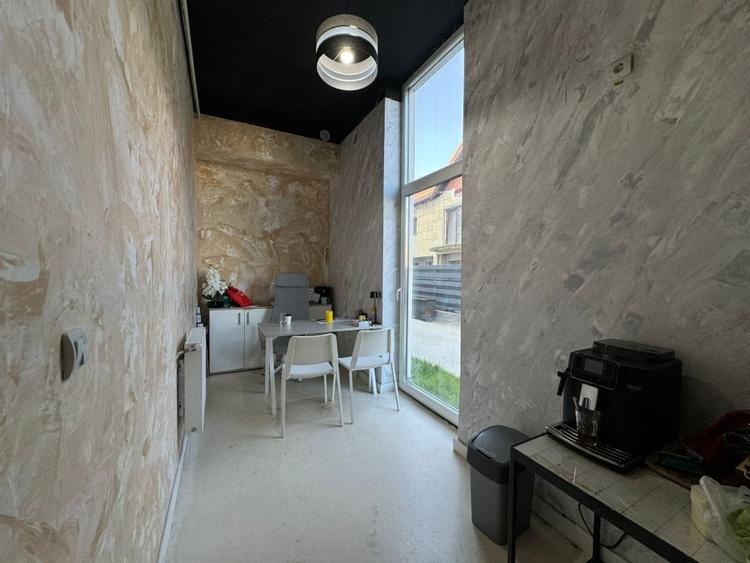 Spațiu comercial, de 242.5 mp, în Dâmbul Rotund