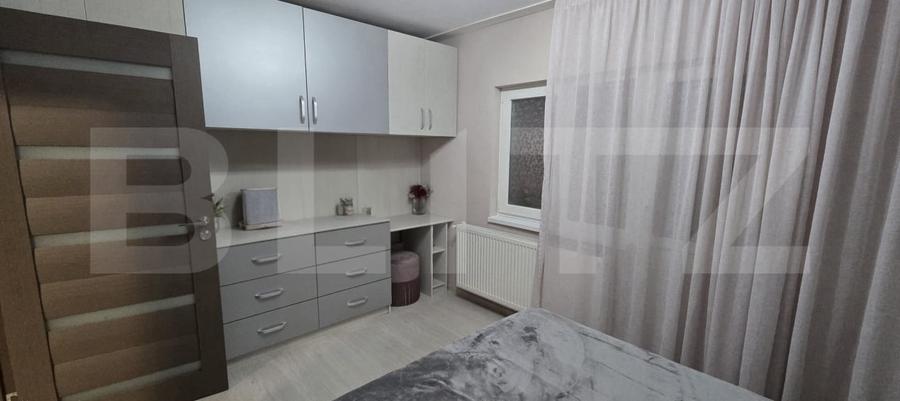 Apartament cu 3 camere decomandat, mobilat în Micro 16