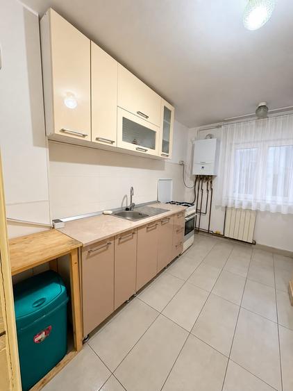 Apartament cu 3 camere în Semicentral