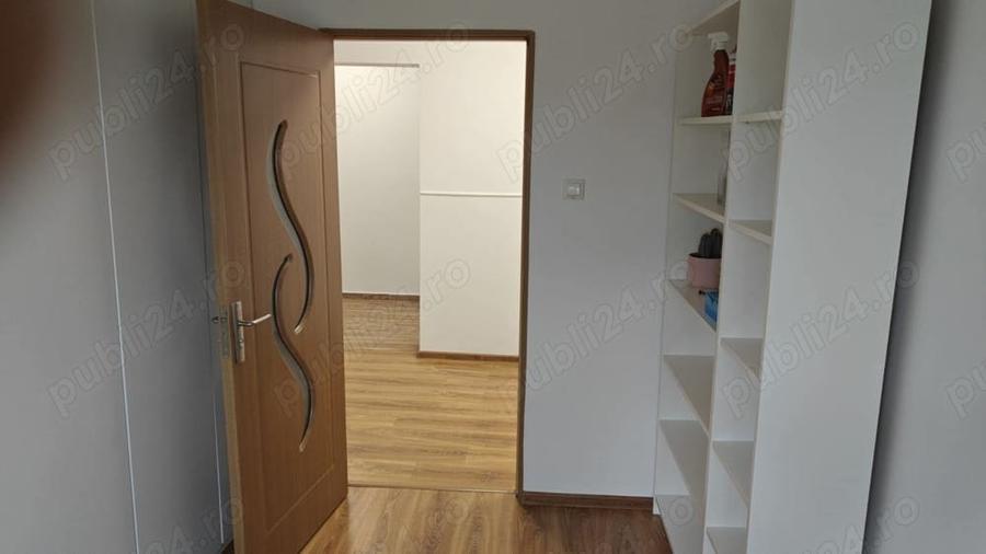Apartament cu 3 camere decomandat în Lipovei