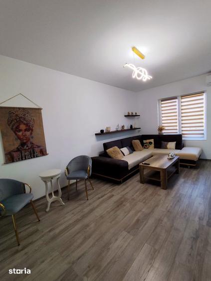 Apartament cu 2 camere decomandat în Giroc