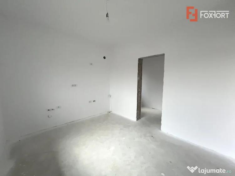 Casă cu 3 camere cu Teren 640 Mp în Moșnița Nouă