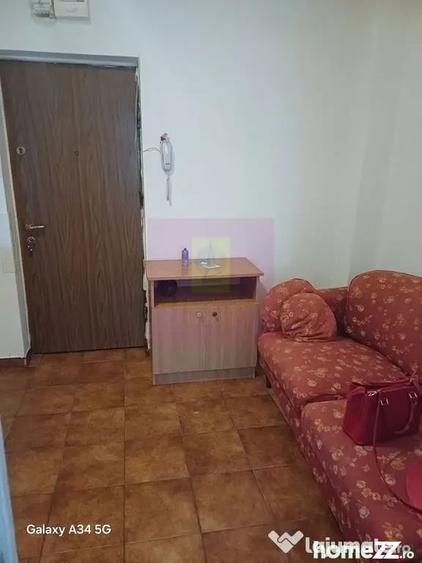 Apartament cu 2 camere semidecomandat în Uverturii