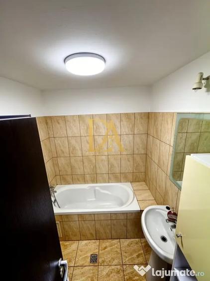 Apartament cu 2 camere decomandat în Sebastian